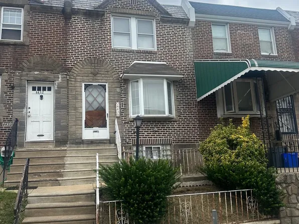 4430 Vista St, Philadelphia, PA 19136