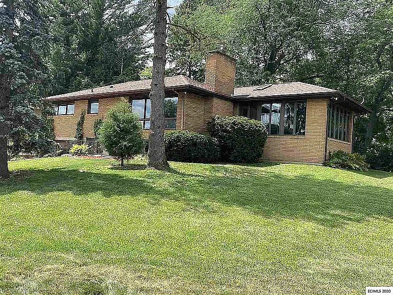 1st image of 315 River Rdg