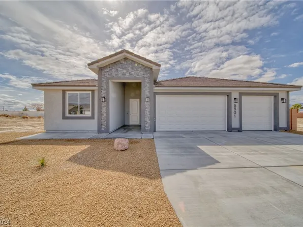 6801 Sandpebble St, Pahrump, NV 89061