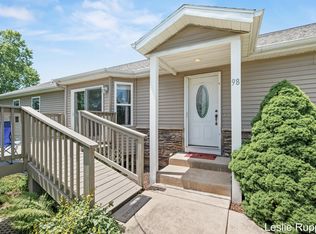 98 Homestead Acres Rd NW, Sparta, MI 49345