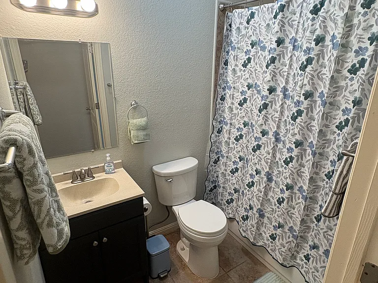 416 Railroad St — Photo 17