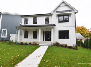 729 Edison St, Geneva, IL 60134