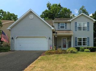 774 Tanager Dr, State College, PA 16803