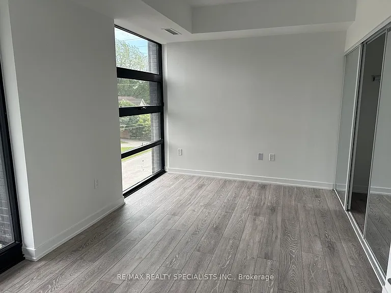 1614D Charles St N #328 — Photo 5