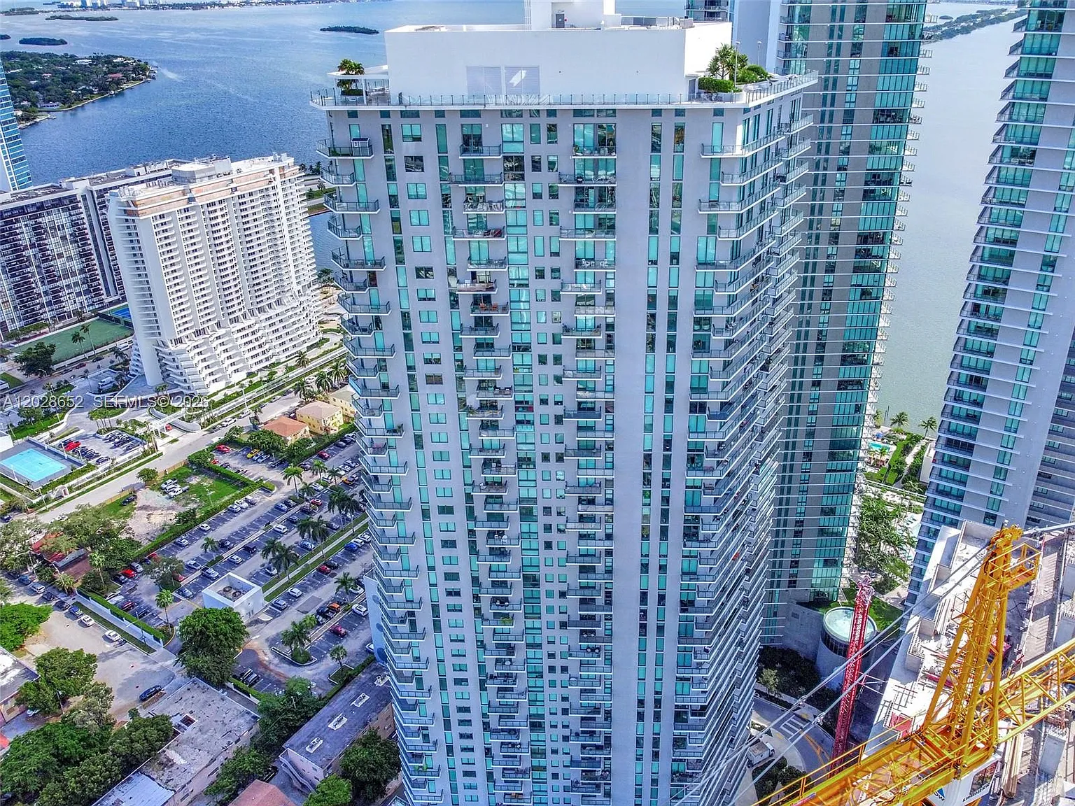 Paraiso Bayviews Condo — Photo 1