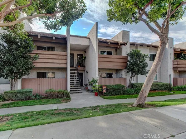 17522 Vandenberg Ln APT 6, Tustin, CA 92780