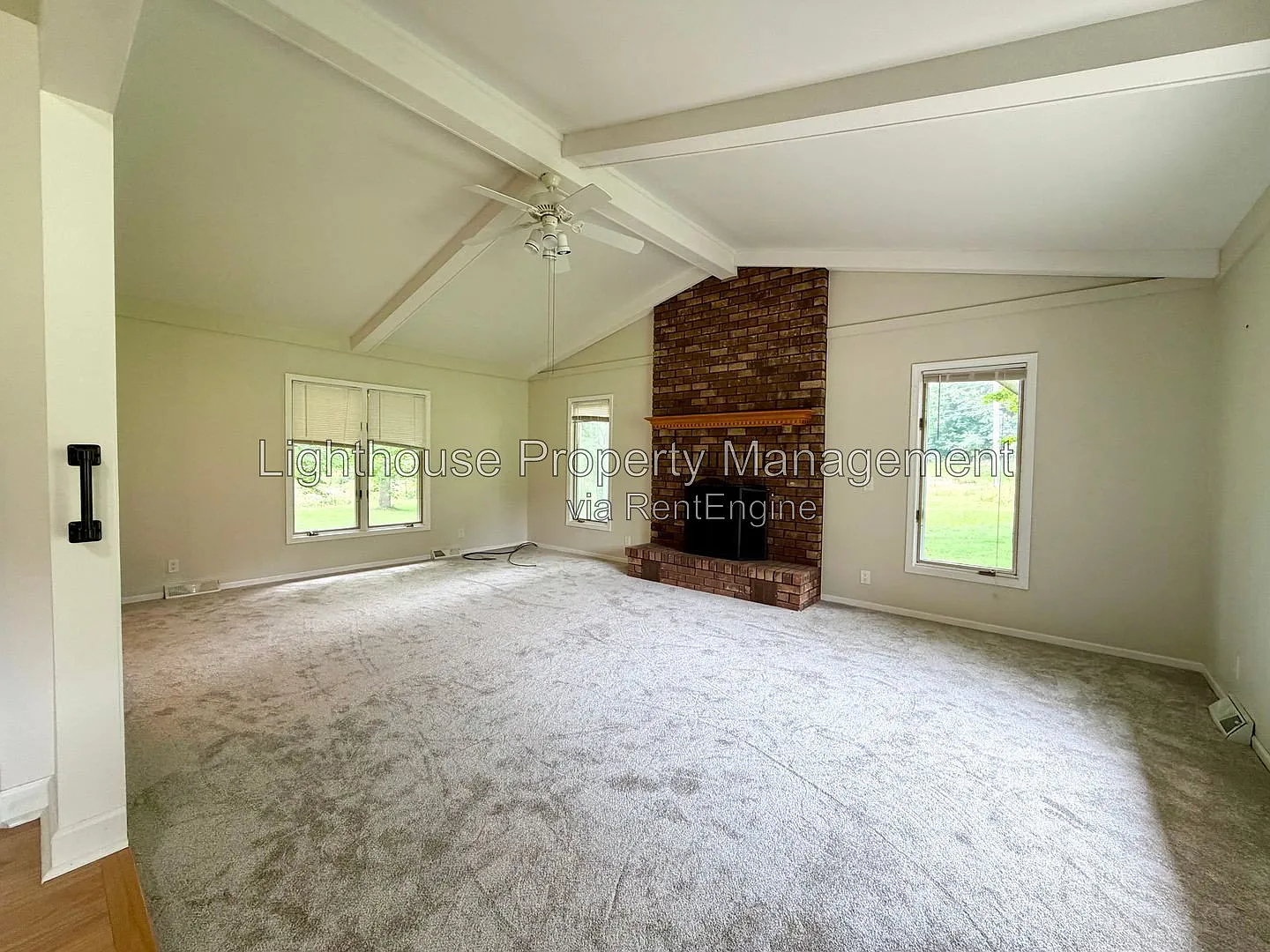 3 bed, 2.0 bath, $2,500 — Photo 2