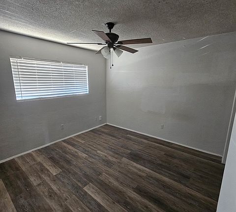 3rd image of 2611 Bishop Dr APT E