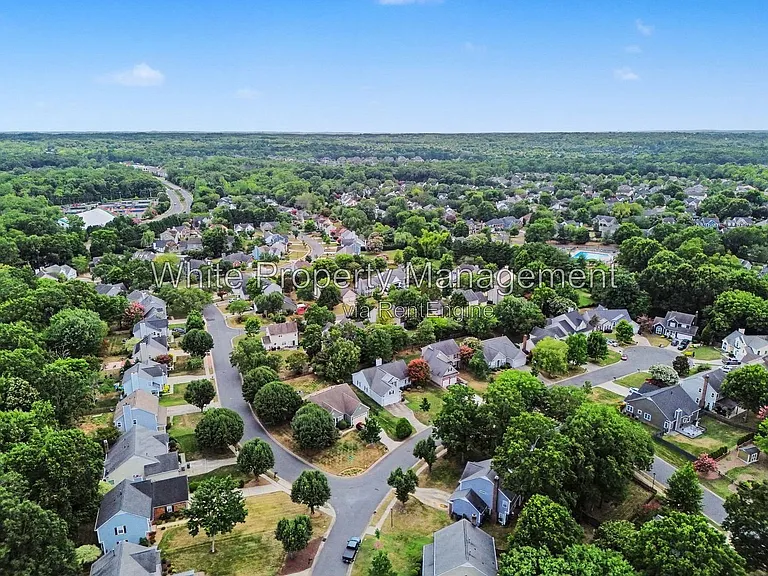 9201 Hanworth Trace Dr — Photo 29