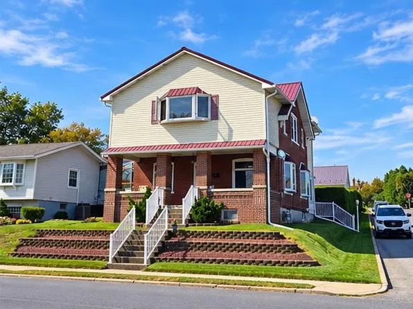 3335 N Front St, Whitehall, PA 18052