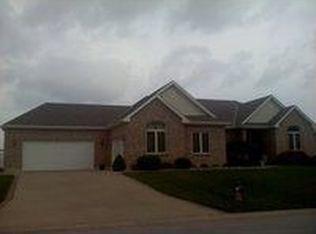 1236 S 38th St, Quincy, IL 62305