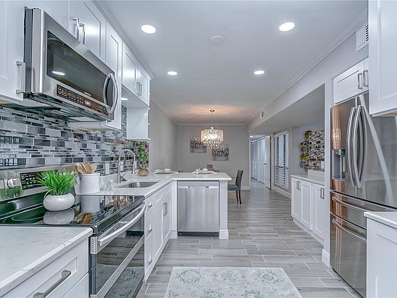 2nd image of 4917 Umber Way N