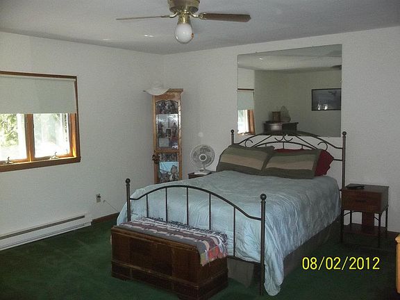 3rd image of 215 Sunset Ave