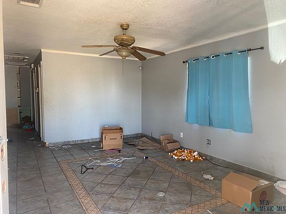 5th image of 207 Russell St