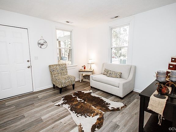 4th image of 113 N Spruce Ave