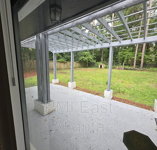 2275 Country Club Ln SW — Photo 7