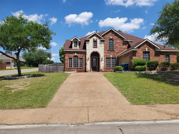 950 Marisa Ln, Desoto, TX 75115