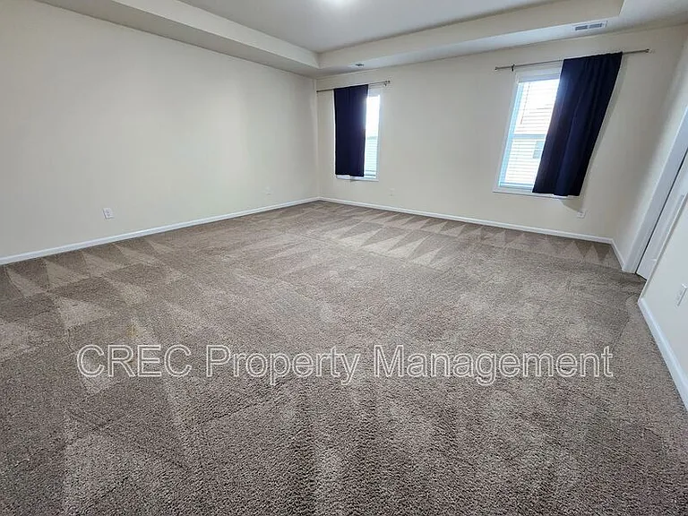 260 Hyrne Dr — Photo 23