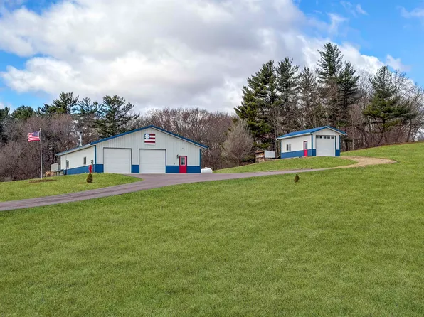 S1753 Menchoff Rd, Reedsburg, WI 53959