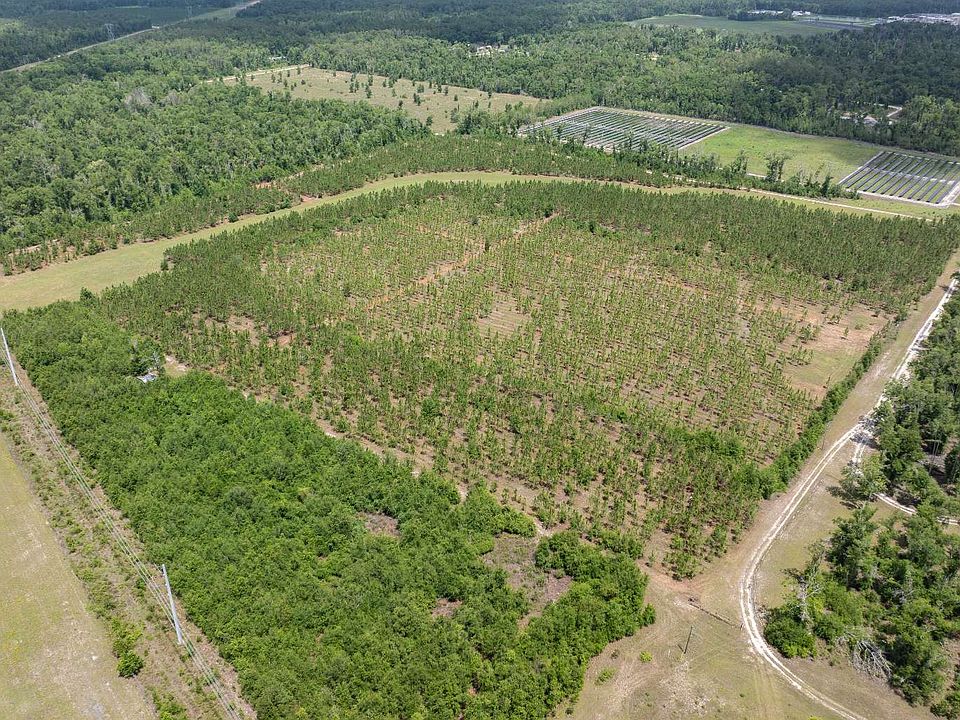 2nd image of 199th Place East Side