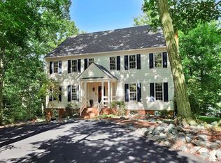 2101 Oakengate Ln, Midlothian, VA 23113