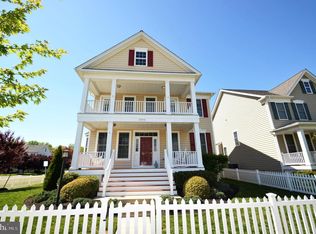 25253 Riding Center Dr, Chantilly, VA 20152