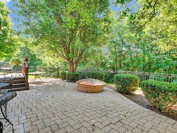 5th image of 4227 Lilac Vista Dr