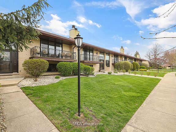 2nd image of 15665 Wild Rose Ln #15665