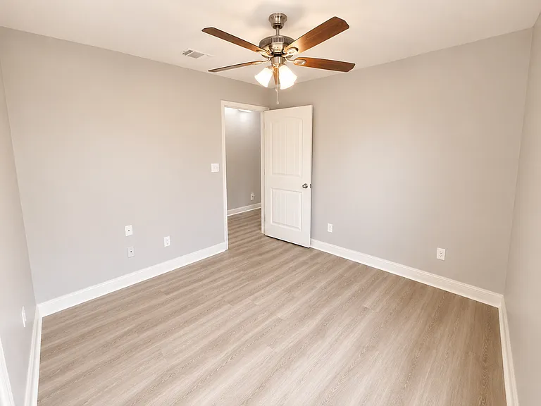4157 Grassy Lake Dr — Photo 21