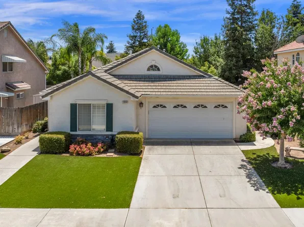 1950 Lawrence Ave, Clovis, CA 93611