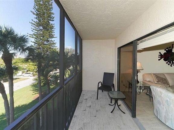 5th image of 1001 Benjamin Franklin Dr Unit 304