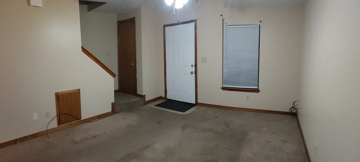 Livingroom toward front door - 1325 Greendale Ave #34