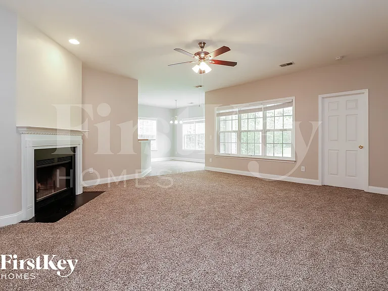 108 Hidden Forest Ct — Photo 3