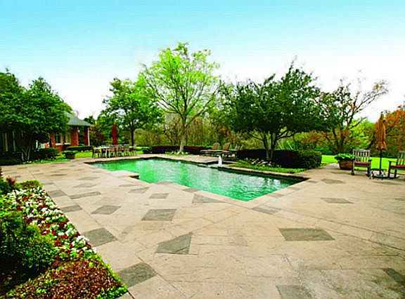 2nd image of 14212 Hughes Ln