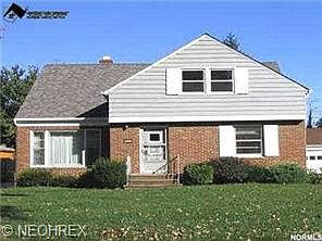 1st image of 24015 Edgehill Dr