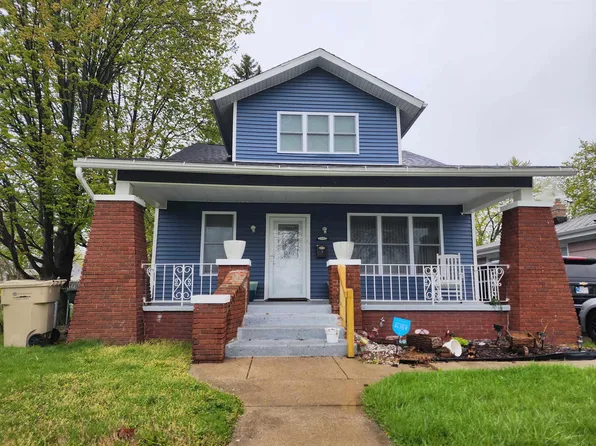 2513 Westmoor St, South Bend, IN 46628