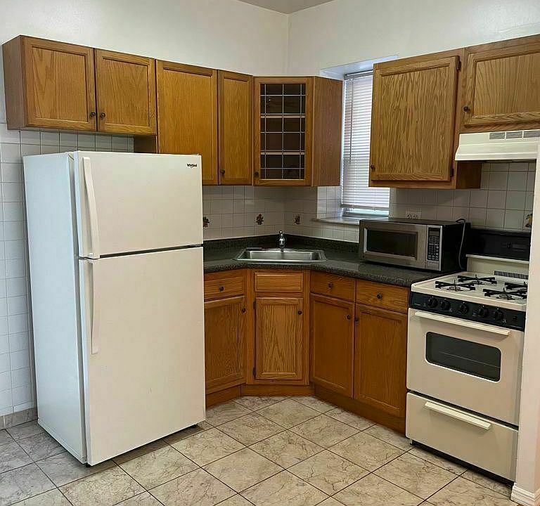 1st image of 25-14 27th St #2A