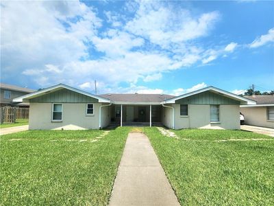 118-120 E 3rd St, Belle Chasse, LA, 70037