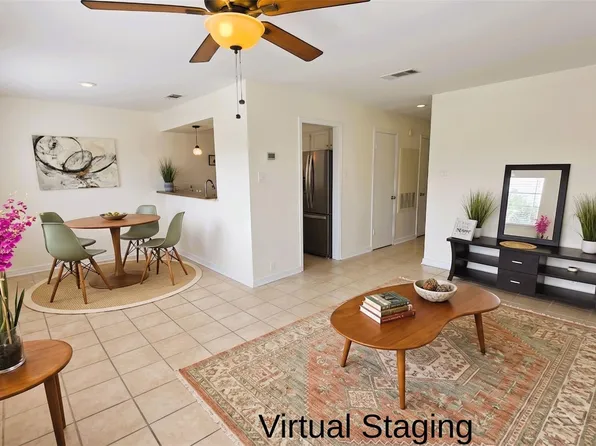 6810 Deatonhill Dr APT 211, Austin, TX 78745
