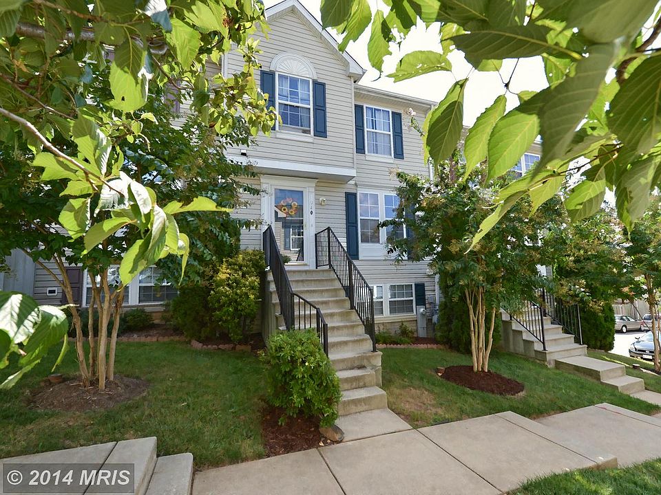 1st image of 940 Jessicas Ln Unit 18