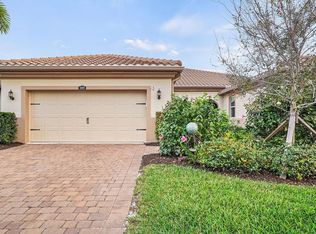 11889 Tapestry Ln, Venice, FL 34293