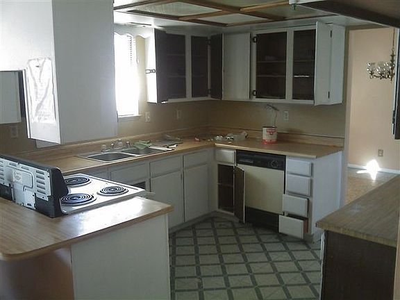 2nd image of 4825 Idaho Ave