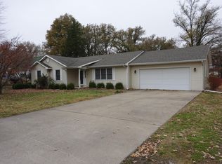 106 Tuttle Dr, Harrisburg, IL 62946