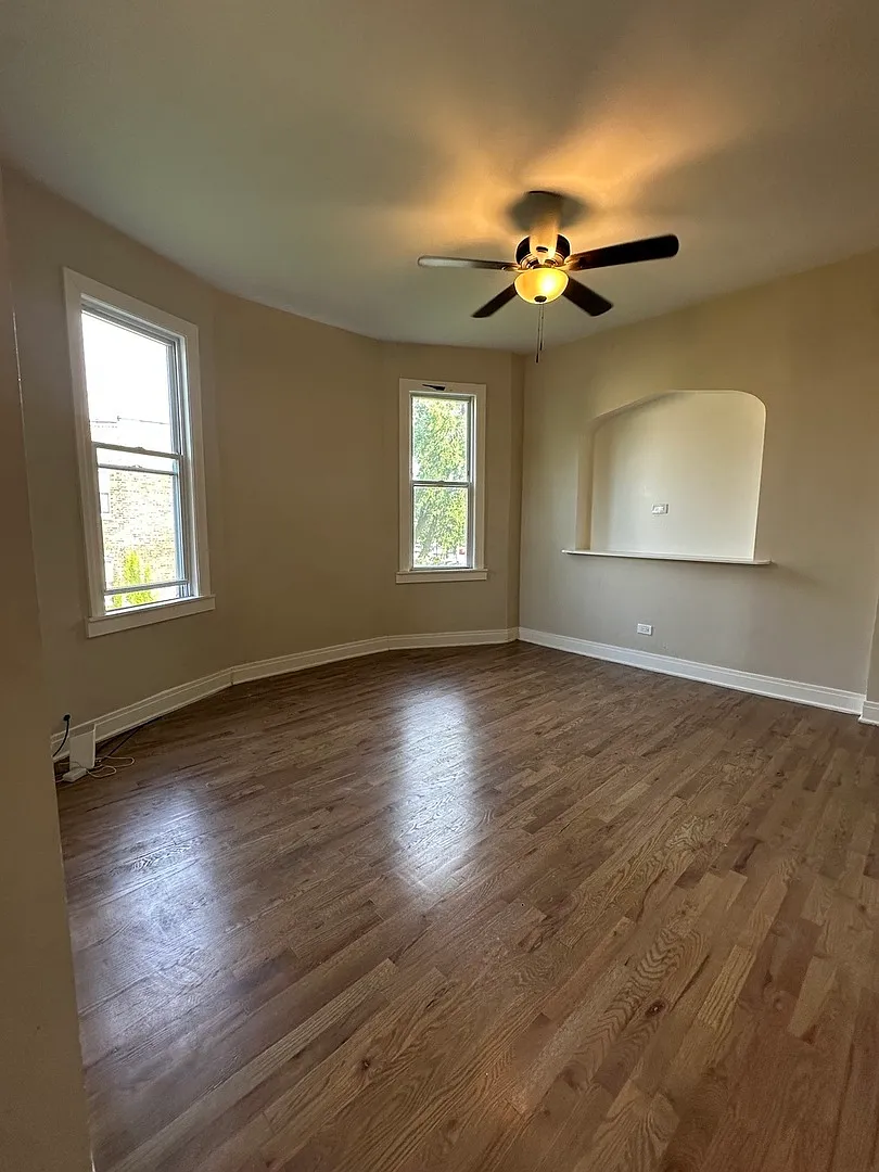 2 bed, 2170 sqft, $1,500 — Photo 1