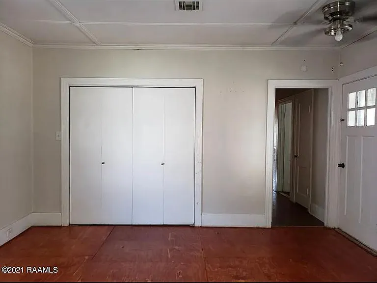 1420 Iberia St — Photo 6