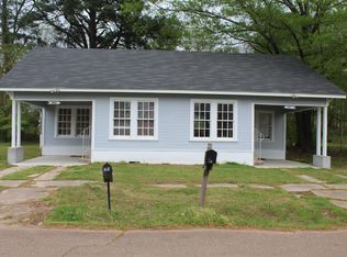 615 S Pine St, Hope, AR 71801