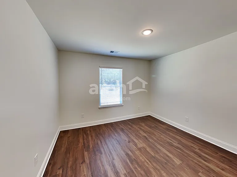 76 Pecan Dr — Photo 24