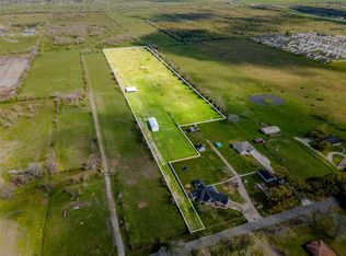 2313 N Shanks Rd, Angleton, TX 77515