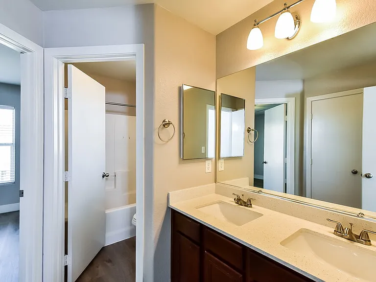 6640 Frances Celia Ave — Photo 11