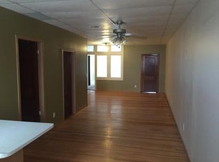 633 1st St, La Salle, IL 61301